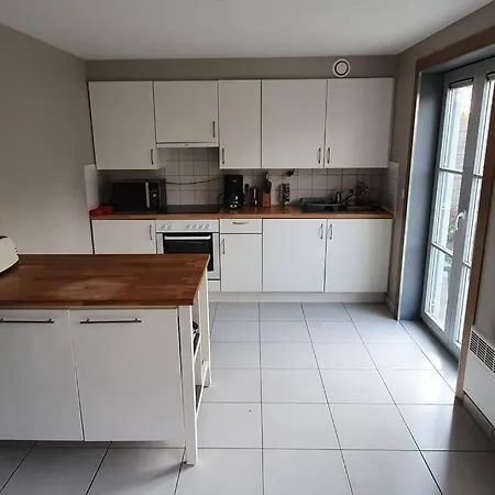 Maison Au Bord De *
