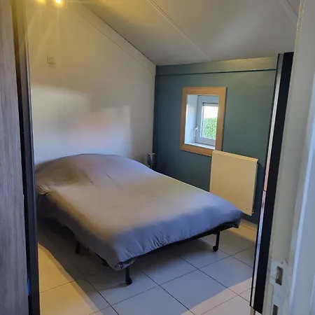 Maison Au Bord De *